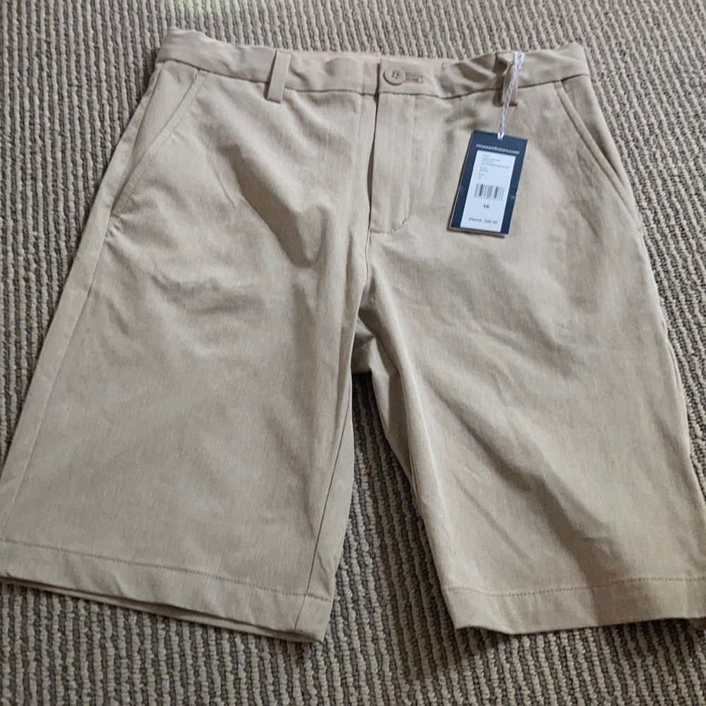 Size 16 vineyard vines performance breaker short